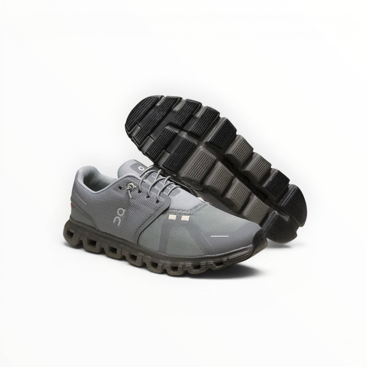 On Cloud 6 Waterproof women's lifestyle shoe in Fog Grey/Charcoal, pair view