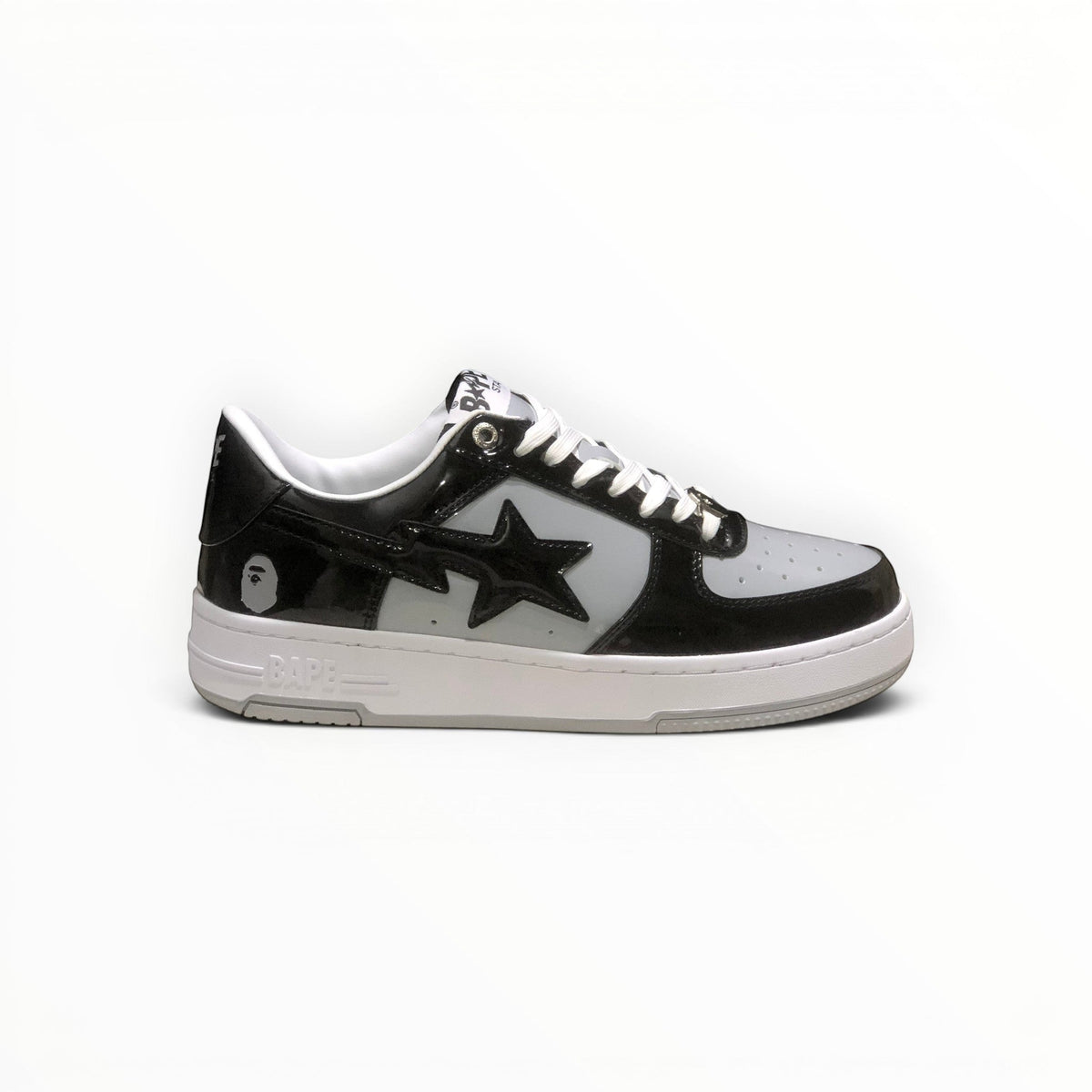 A Bathing Ape BAPE STA women's low-top sneakers in Black/Grey/White, product view 7