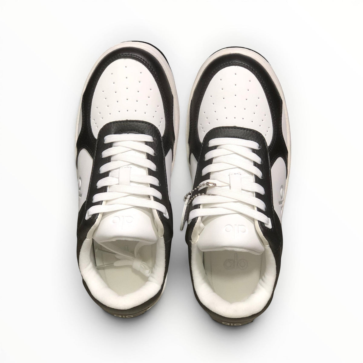 Alo Recovery Mode men's lifestyle sneakers in Black/White, product view 2
