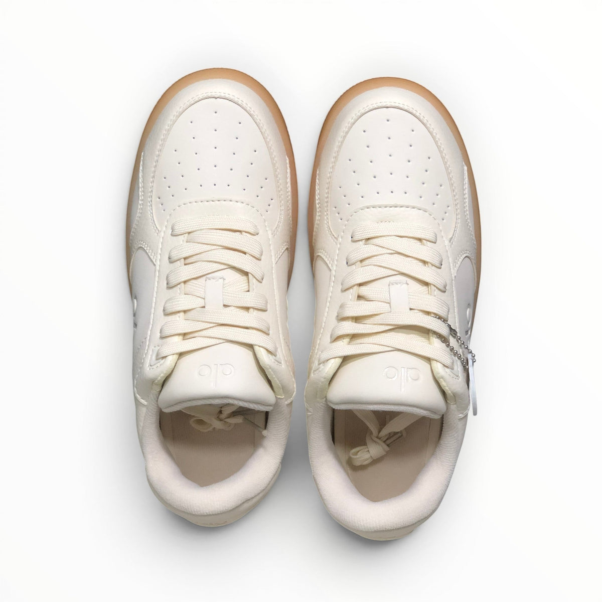 Alo Recovery Mode men's lifestyle sneakers in Natural White/Gum, product view 2