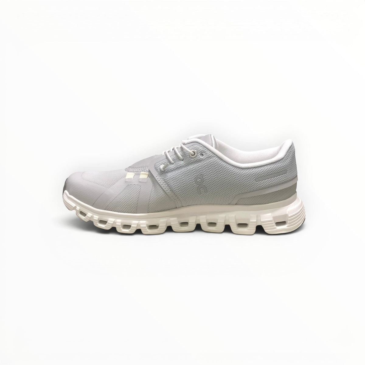 On Cloud 6 Waterproof men's lifestyle shoe in Glacier/White, pair view
