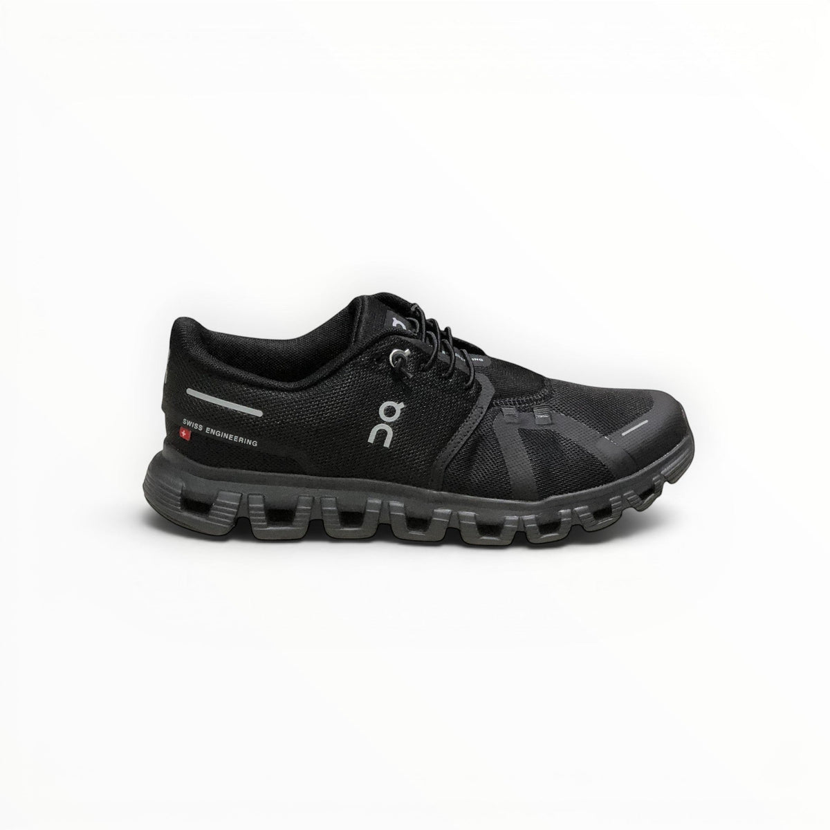 On Cloud 6 Waterproof women's lifestyle shoe in All Black, top view