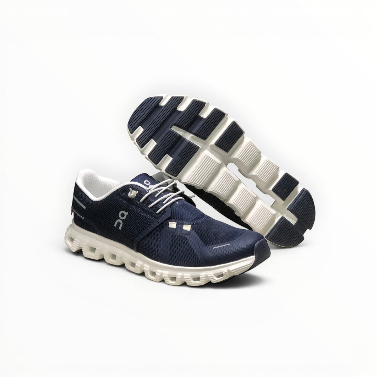 On Cloud 6 Waterproof women's lifestyle shoe in Midnight/White, pair view