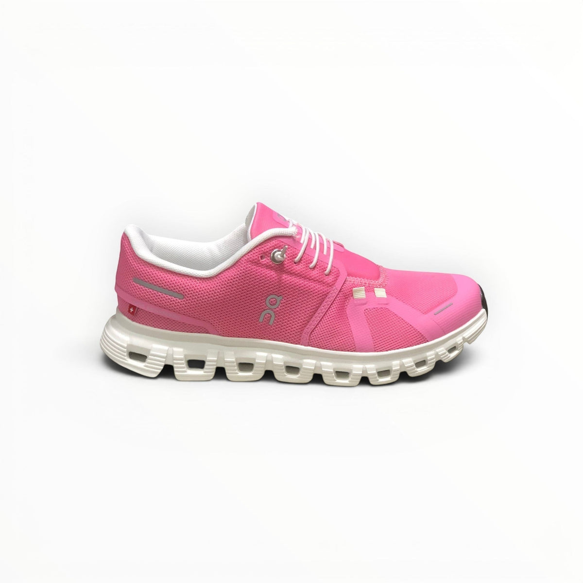 On Cloud 6 Waterproof women's lifestyle shoe in Flamingo/Pearl, top view