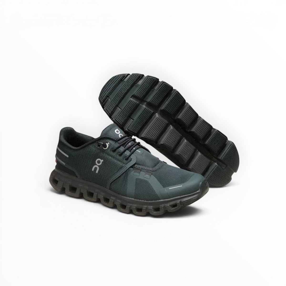 On Cloud 6 Waterproof women's lifestyle shoe in Forest Green/Black, pair view