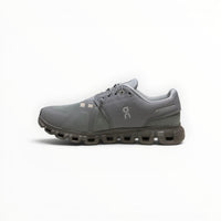 On Cloud 6 Waterproof women's lifestyle shoe in Fog Grey/Charcoal, three-quarter view