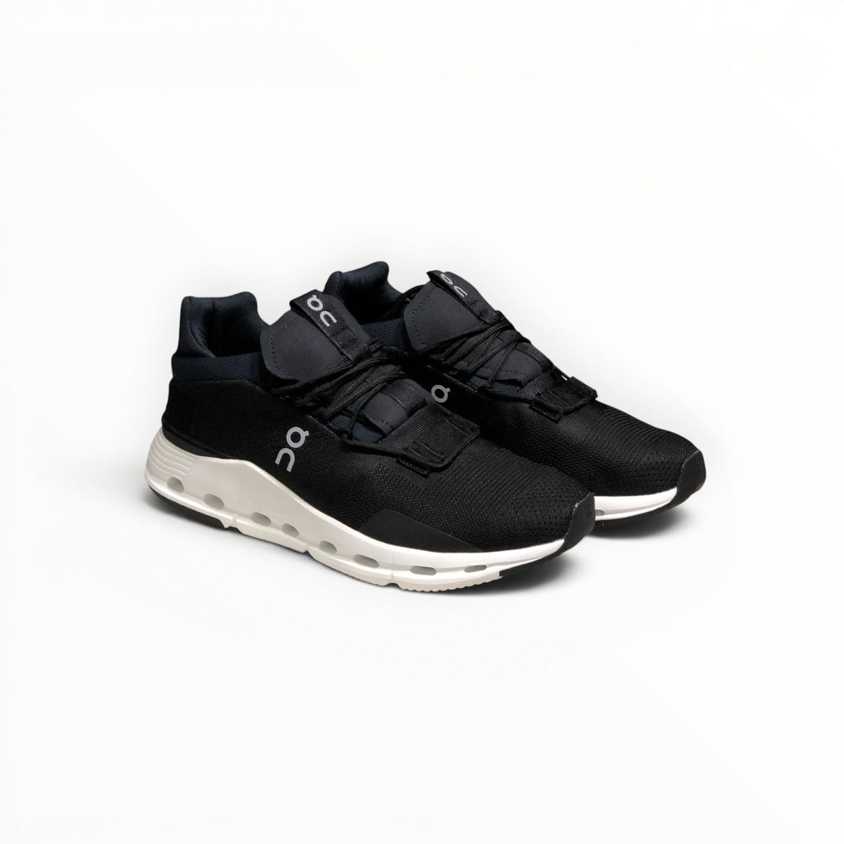 On Cloudnova Women's Black/White lifestyle shoe – image 4
