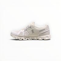 On Cloud 5 women's lifestyle shoe in White, pair view