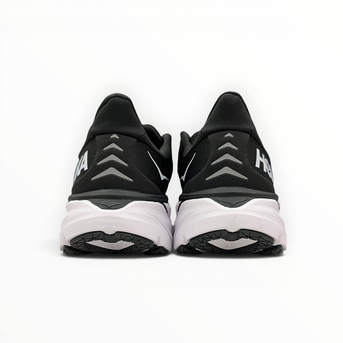 Hoka Clifton 8 men's shoe in Black/White – product view 5