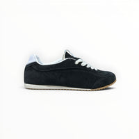 Alo Sunset Sneaker women's suede lifestyle shoes in Black, product view 8