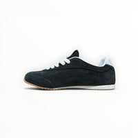 Alo Sunset Sneaker men's suede lifestyle shoes in Black, product view 2