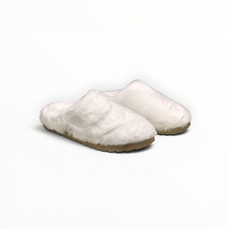 Alo Sherpa Recovery Slipper women's sherpa mule in Ivory, three-quarter view