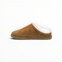 Alo Recovery Slipper men's suede mule in Saddle/Ivory, side view
