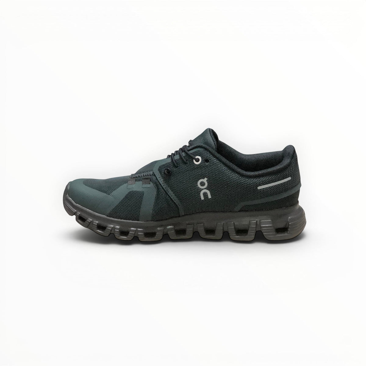 On Cloud 6 Waterproof men's lifestyle shoe in Forest Green/Black, pair view