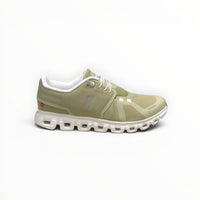 On Cloud 6 Waterproof men's lifestyle shoe in Hay/Frost, outsole view