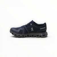 On Cloud 6 Waterproof men's lifestyle shoe in Navy/Black, pair view